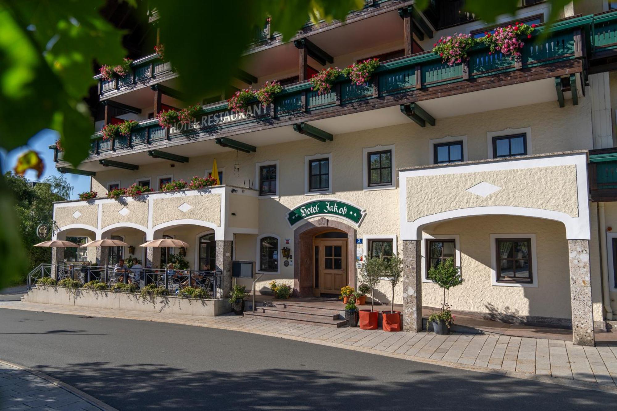 Rennrad- & Triathlonhotel Jakob Fuschl am See Exterior photo